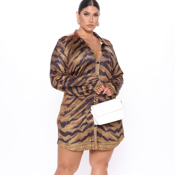 ♻️FASHION NOVA VERY SEXY WILD DAY DIVA MINI DRESS - Picture 8 of 11